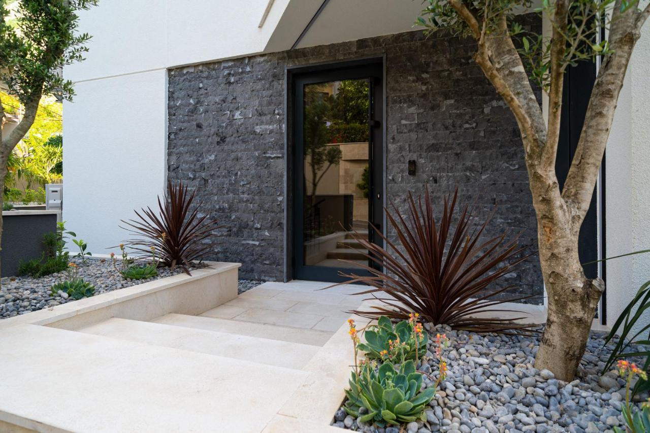 C Group Apartments Kotor Luaran gambar